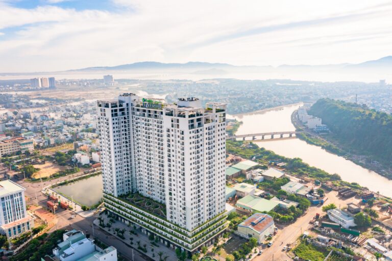 ECOLIFE RIVERSIDE